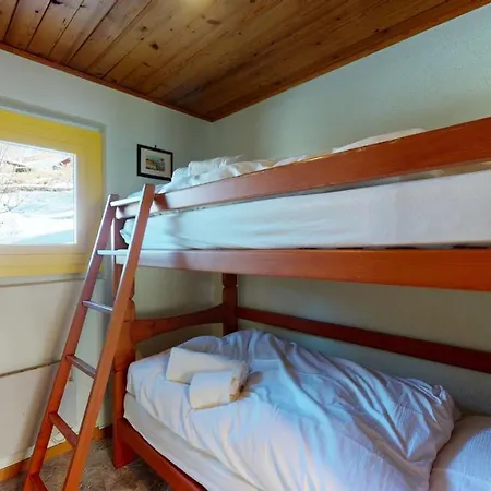 In The Heart Of The Val D'anniviers 木屋